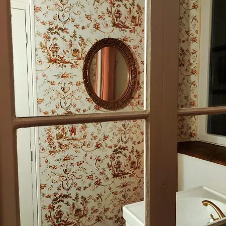Bed & Breakfast Maison Egalite *