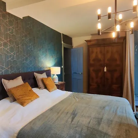 Maison Egalite Bed & Breakfast