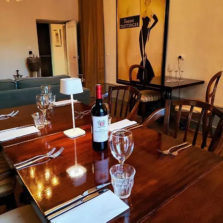 Bed & Breakfast Maison Egalite Melay (Haute-Marne)