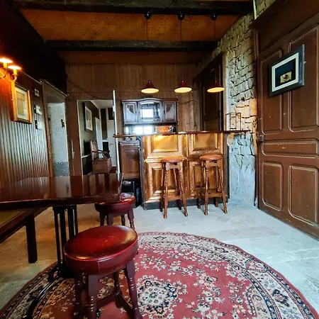 לינה וארוחת בוקר Maison Egalite